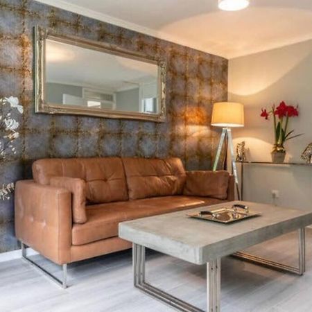 Cosy 1 Bed With Parking In City Centre Apartment กลาสโกว์ ภายนอก รูปภาพ